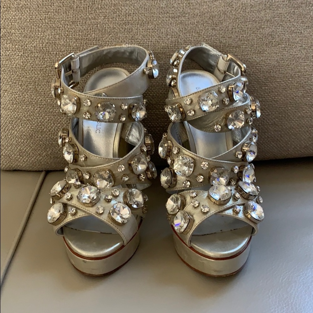 Banana Republic Edition Jeweled Platform Heels 6B